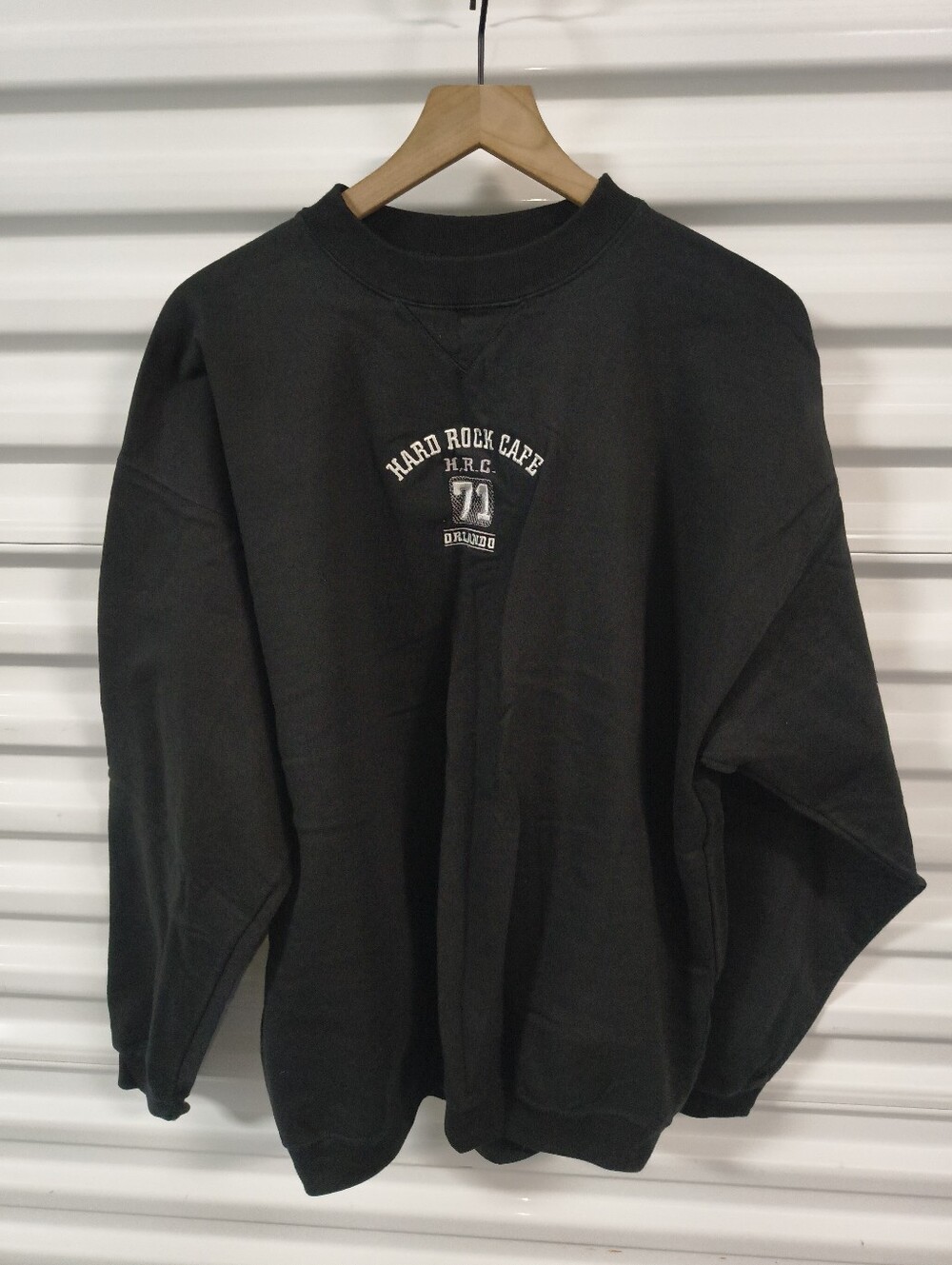 Vtg Hard Rock Cafe HRC 71 Orlando Embroidered Logo Crewneck Sweatshirt XL